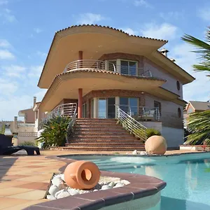 Villa Mar I Vent, L'Ampolla