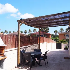 Сasa de vacaciones Casa En L'ampolla, Patio Y Bbq, Cerca De La Playa, Pet Friendly, L'Ampolla